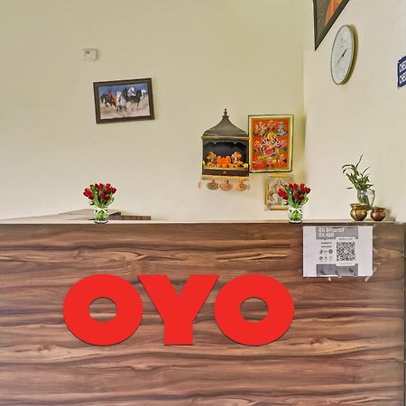 Hotel O Prince Home Stay Near Ambience Mall นิวเดลี ภายนอก รูปภาพ