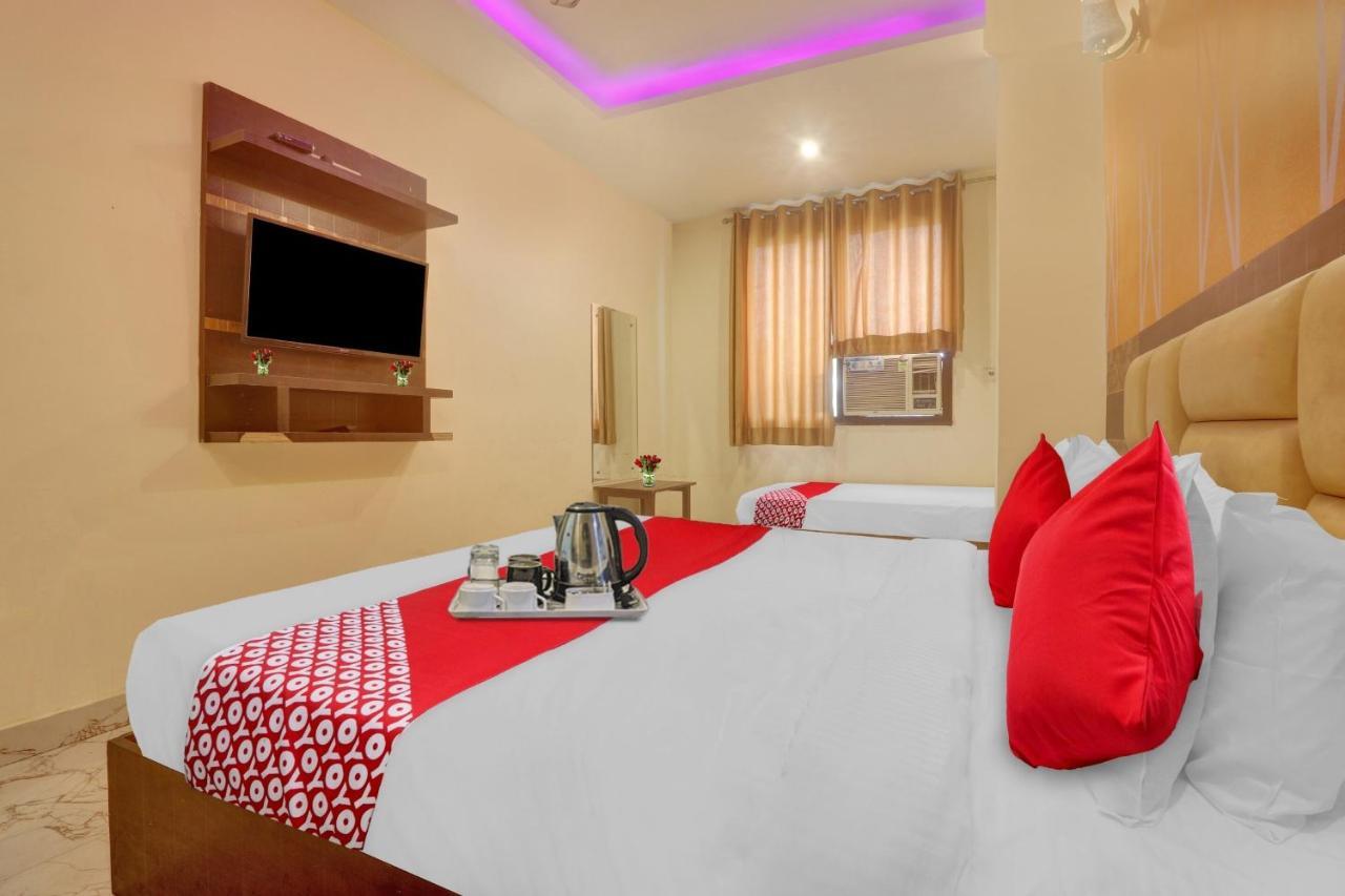 Hotel O Prince Home Stay Near Ambience Mall นิวเดลี ภายนอก รูปภาพ